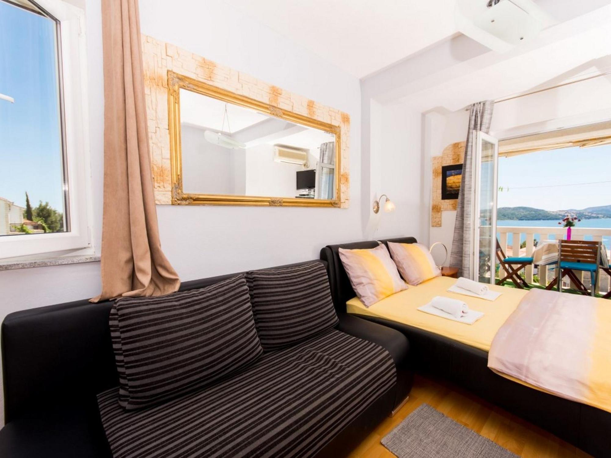 Villa Stil Τρογκίρ Δωμάτιο φωτογραφία